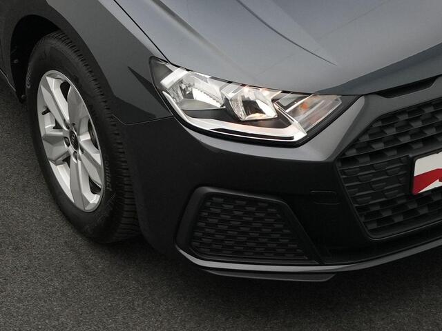 Audi A1 Sportback 25 TFSI 95 pk S-tronic S edition | Cruise control | Parkeersensoren achter | Climatronic | Carplay | 17 inch