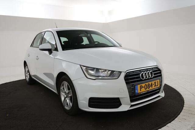 Audi A1 Sportback 1.0 TFSI Navigatie, Airco, Bluetooth
