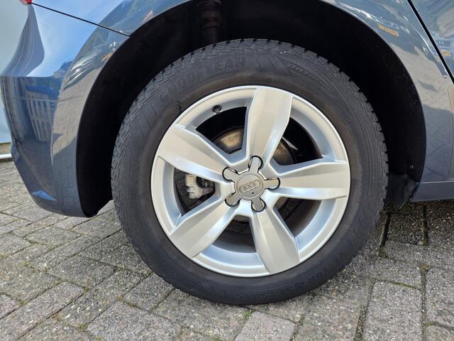 Audi A1 Sportback 1.0 TFSI AIRCO NAVI LM TEL