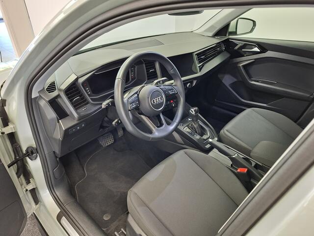 Audi A1 allstreet 35 TFSI I OP AFSPRAAK I Dynamische knipperlicht achterzijde I LED I Achteruitrijcamera I Apple Carplay I Inklapbare spiegels I