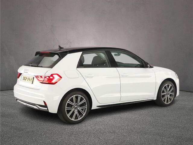 Audi A1 Sportback 25 TFSI 95pk | 17 inch | CarPlay | Clima | Zwartdak | DAB | Verlengde Garantie | Parkeersensoren |