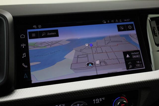Audi A1 allstreet 30 TFSI/116PK S-tronic · Apple/Android · Navigatie · Parkeersensoren · Garantie tot januari 2030 of 100000km