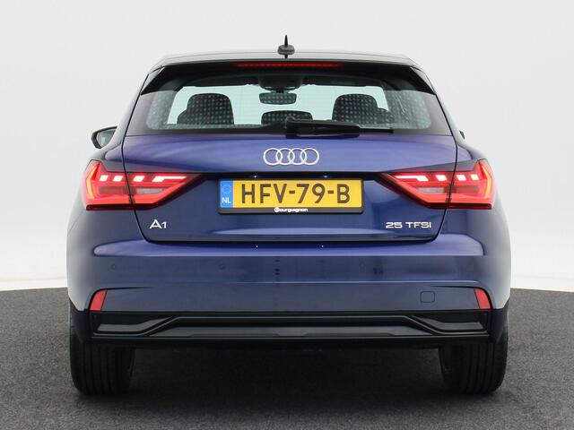 Audi A1 Sportback 25 TFSi Advanced edition | Cruise Control | Carplay | Climate Control | LED | Parkeersensoren | 17 Inch | 5.702 Km!!