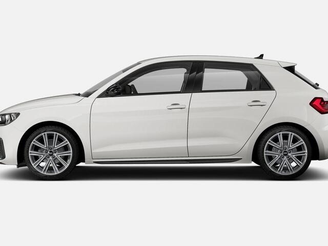 Audi A1 Sportback Advanced edition 25 TFSI 95 PK · Afgevlakt sportstuur · Hill hold assist · Stoelverwarming voorin