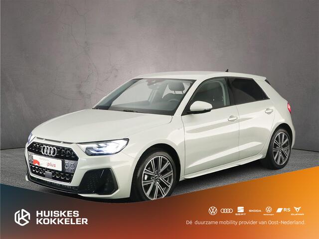 Audi A1 Sportback 25 TFSI S edition | ACC | Camera | Parkeersensoren | Full-led | Optiek zwart | Audi sound |