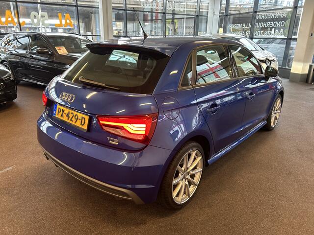 Audi A1 Sportback 1.0 TFSI Sport 3X S-line Edition | Cruise control | Navigatie | Alcantara/Lederen bekleding | Dealer onderhouden | Nederlands geleverd | LED | Airco