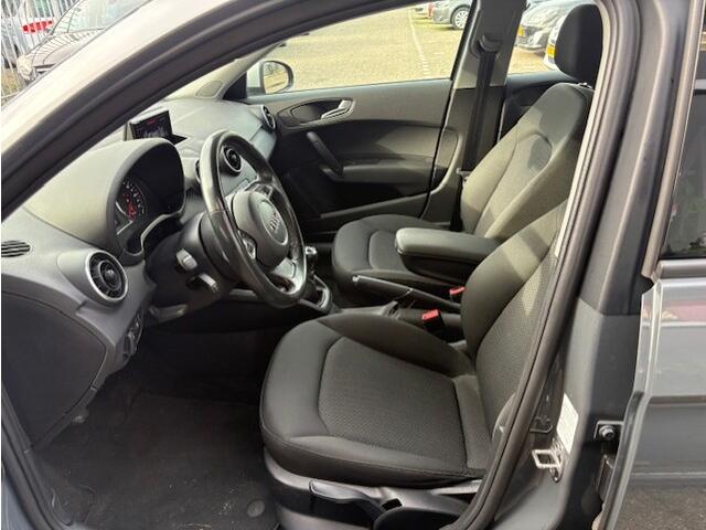 Audi A1 Sportback 1.0 TFSI 2017 * 2 EIGENAAR * ZEER NETJES * 5 DEURS *