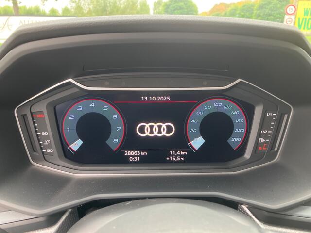 Audi A1 Sportback 25 TFSI Pro Line S / Half-Leder / Led koplampen / Zwart dak / 17 Inch / Virtual Cockpit