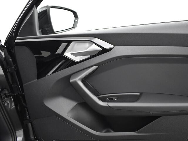 Audi A1 Sportback Advanced edition 30 TFSI 116 PK · Audi Sound · Afgevlakt sportstuur · Full led verlichting · Privacy glas · MEGA Sale