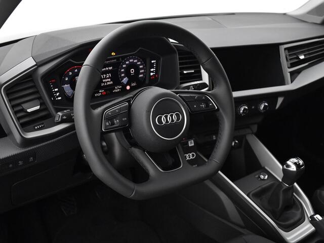 Audi A1 Sportback Advanced edition 30 TFSI 116 PK · Audi Sound · Afgevlakt sportstuur · Full led verlichting · Privacy glas · MEGA Sale