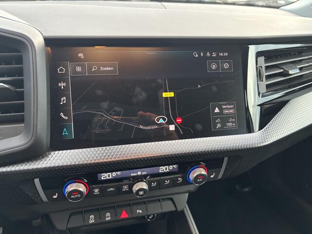 Audi A1 Sportback 30 TFSI S edition Automaat Digi-dash / Parksensors / Zwart dak