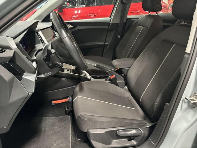 Audi A1 Sportback 25 TFSI 95pk Pro Line · Apple/Android Car Play · P-Sensoren · Airco · Cruise Control · 15'' Inch · Garantie t/m 10-07-2027 of 100.000km