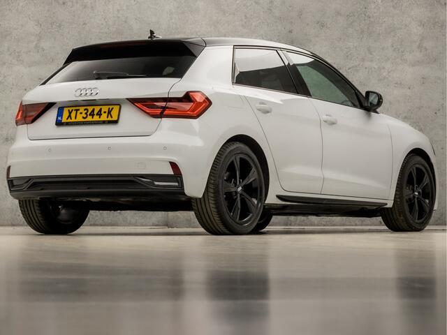 Audi A1 Sportback 30 TFSI Sport (APPLE CARPLAY, CLIMATE, LED KOPLAMPEN, GETINT GLAS, SFEERVERLICHTING, SPORTSTOELEN, CRUISE, LANE ASSIST, NIEUWSTAAT)