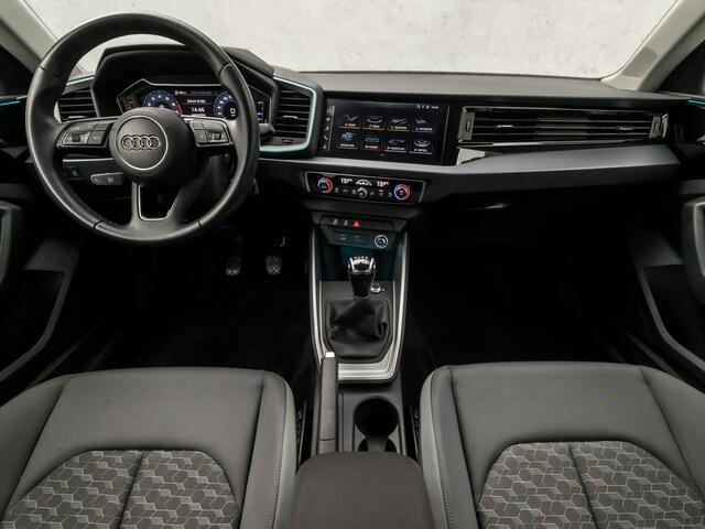 Audi A1 Sportback 30 TFSI Sport (APPLE CARPLAY, CLIMATE, LED KOPLAMPEN, GETINT GLAS, SFEERVERLICHTING, SPORTSTOELEN, CRUISE, LANE ASSIST, NIEUWSTAAT)