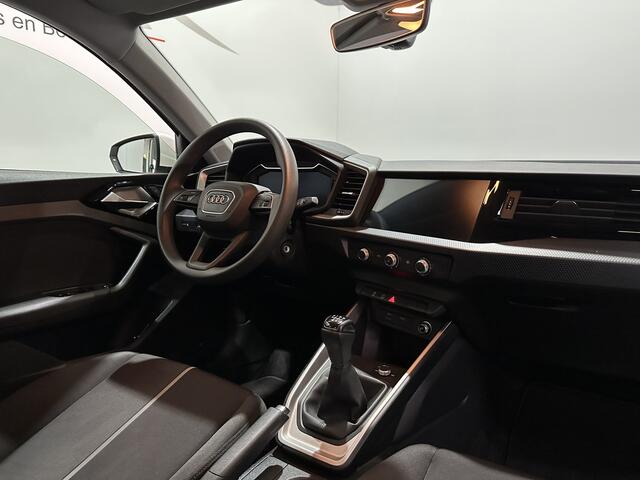 Audi A1 Sportback 25 TFSI - Carplay / Lane assist / Cruise / Parksens. achter