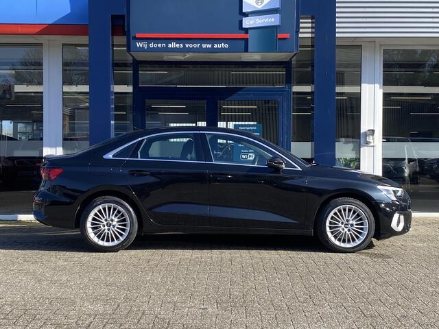 Audi A3 Limousine 30 TFSI Business edition / Automaat / NL-Auto / 1e-Eigenaar / Apple-Carplay & Android-Auto / Adaptieve Cruise-Control / Climate-Control / Draadloze-Telefoonlader / DAB Radio-Bluetooth / Navi / Flippers / LED verlichting / PDC V+A / 17'' LMV / EN