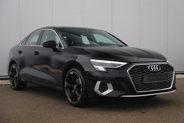 Audi A3 Limousine 30 TFSI Advanced edition Automaat 18 inch RS Look Velgen Sportstoelen Full LED Navigatie Carplay Android Clima Cruise Lane Assist
