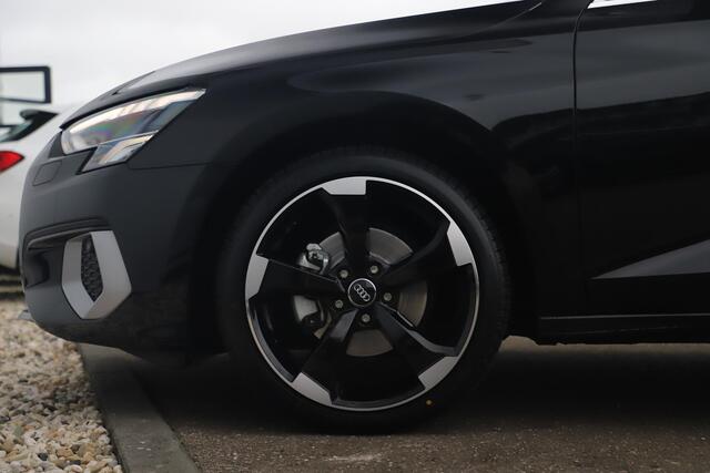 Audi A3 Limousine 30 TFSI Advanced edition Automaat 18 inch RS Look Velgen Sportstoelen Full LED Navigatie Carplay Android Clima Cruise Lane Assist