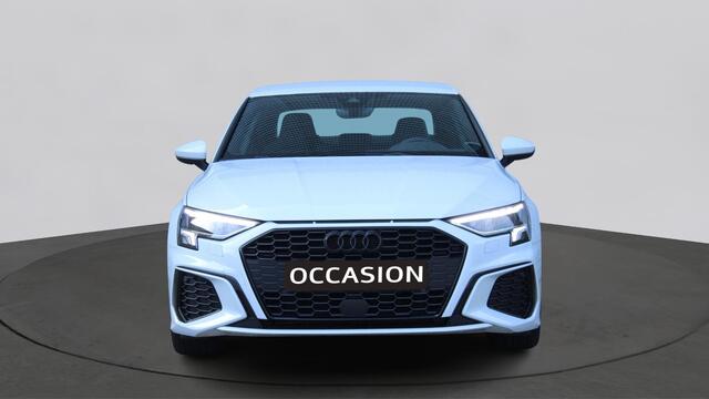 Audi A3 Limousine 30 TFSI 110pk S Edition S-tronic / Navigatie / Apple Carplay / LED