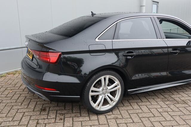 Audi A3 30 TFSI I Geen Import I S-Line I Cruise Control I LED