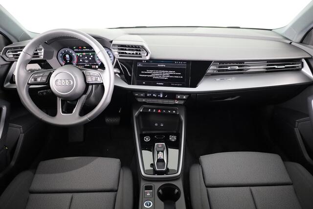 Audi A3 Limousine 30 TFSI Advanced edition 116pk S-tronic | navigatie | Sportstoelen | Led verlichting |