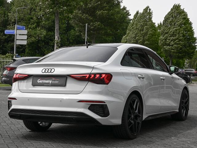 Audi A3 Limousine 35TFSI S edition RS-Zetels 19-Inch ACC M-Led Navi RS-Stuur Virtual Lane