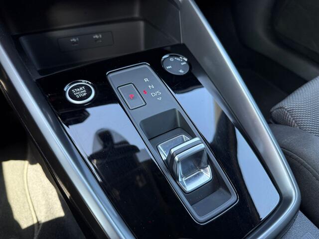 Audi A3 Limousine 30 TFSI Business edition | Navi | Climate | LED |