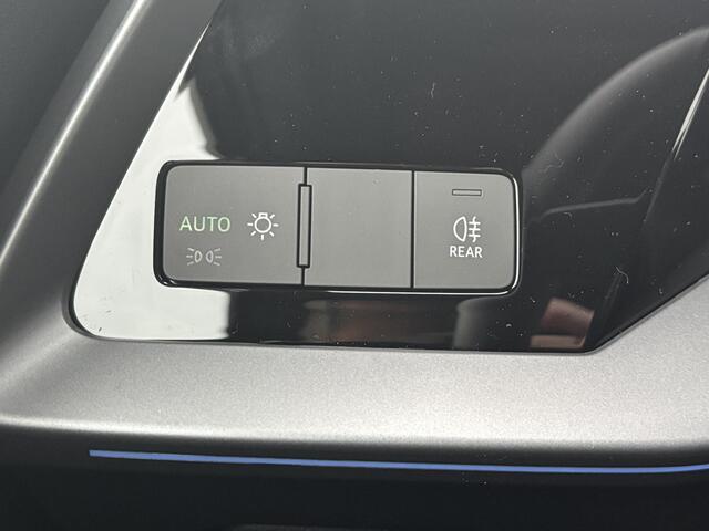 Audi A3 Limousine Pro Line 35 TFSI 110 kW / 150 pk Limousine 7 versn | Achteruitrij-Camera | Sfeerverlichting | Adaptieve Cruise Control |