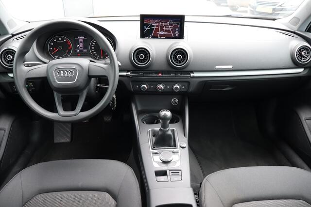 Audi A3 Limousine 1.0 TFSI Airco, Navigatie, Stoelverwarming, Elektrische ramen
