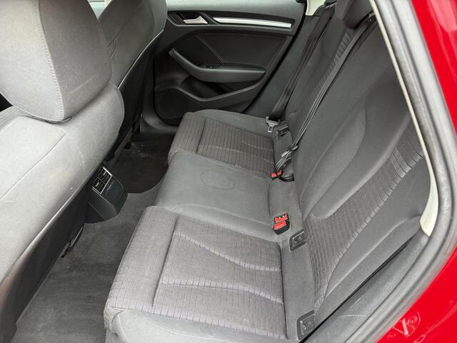 Audi A3 Limousine 1.4 TFSI CoD Ambition Pro Line Plus - Automaat - Navigatie - Parkeersensoren V+A & Parkeercamera