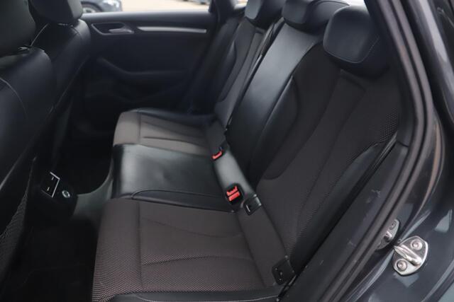 Audi A3 Limousine 35 TFSI CoD Advance Sport 150PK Automaat Virtual Cockpit 18 inch Navigatie Clima Cruise Stoelverwarming PDC Carplay Android Bluetooth Full LED S-Line