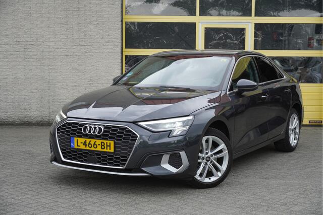 Audi A3 Limousine 35 TFSI 150PK! Automaat Business Edition BJ2021 Lmv 17" | Led | Pdc | Navi | Dynamische knipperlichten | Achteruitrijcamera | App-Connect | Virtual cockpit | Climate control | Cruise control | Sportstoelen | Verwarmde voorstoelen | Extra getint 