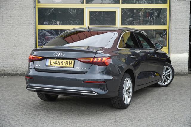 Audi A3 Limousine 35 TFSI 150PK! Automaat Business Edition BJ2021 Lmv 17" | Led | Pdc | Navi | Dynamische knipperlichten | Achteruitrijcamera | App-Connect | Virtual cockpit | Climate control | Cruise control | Sportstoelen | Verwarmde voorstoelen | Extra getint 