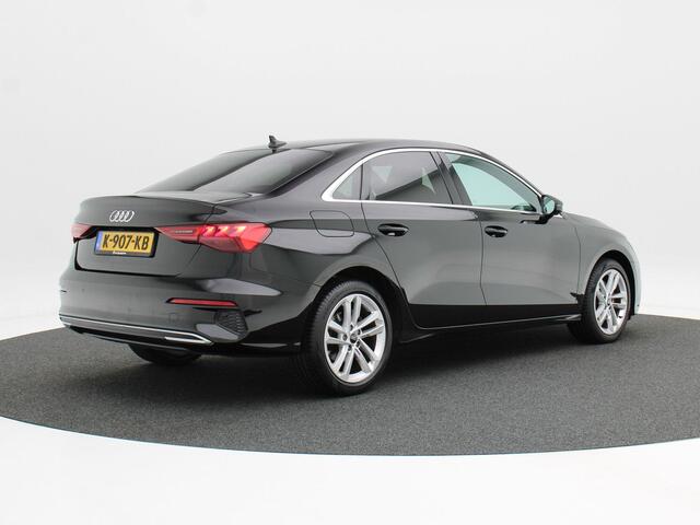 Audi A3 Limousine 30 TFSi 110 Pk Business edition | Cruise Control | Carplay | Stoel Verwarming | Digitaal Dashboard | LED | Sensoren | 17 Inch