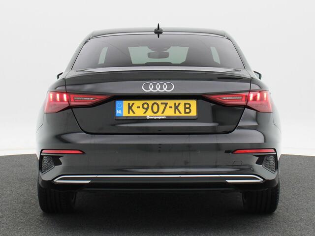 Audi A3 Limousine 30 TFSi 110 Pk Business edition | Cruise Control | Carplay | Stoel Verwarming | Digitaal Dashboard | LED | Sensoren | 17 Inch