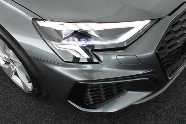 Audi A3 Limousine 35 TFSI 150pk S-Tronic 2x S-Line Stoelverwarming Privacyglass Virtual Cockpit Navigatie