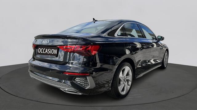 Audi A3 Limousine 30 TFSI 110pk S edition / Carplay / Audi Hold / Dealer onderhouden