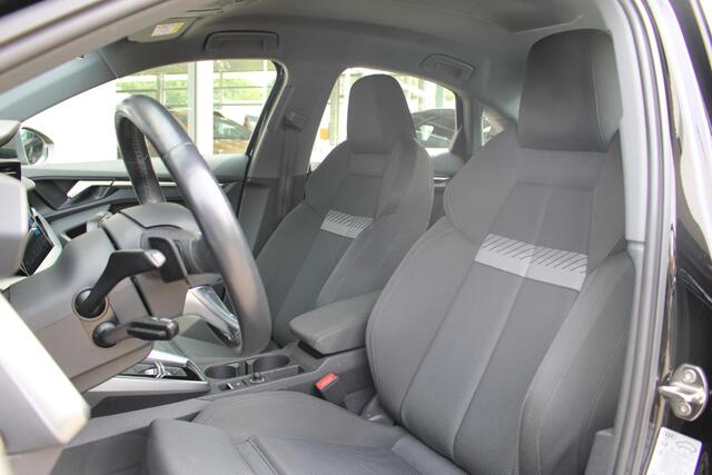 Audi A3 Limousine 30 TFSI Business edition