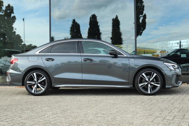 Audi A3 LIMOUSINE 30 TFSI S EDITION AUT. | 3X S-LINE | VIRTUAL COCKPIT | LED | LEDER | STOELVERW. | CARPLAY