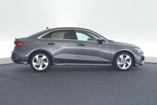 Audi A3 Limousine 35 TFSI 150pk S-Tronic 2x S-Line Navigatie Stoelverwarming