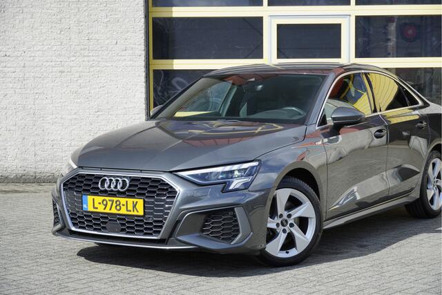 Audi A3 Limousine 35 TFSI 150PK! Automaat S-Edition S-Line BJ2021 Lmv 17" | Led V+A | Pdc | Navi | Dynamische knipperlichten | Sideskirts | App-Connect | Virtual cockpit | Climate control | Cruise control | Sportstoelen | S-Line stuurwiel | Lederen bekleding | Zw