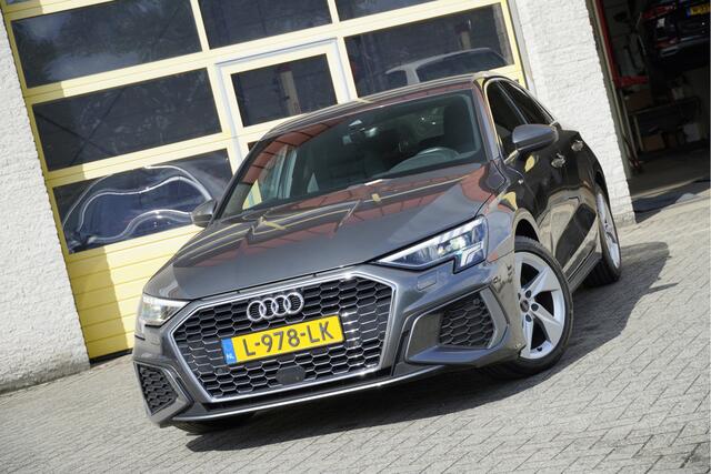 Audi A3 Limousine 35 TFSI 150PK! Automaat S-Edition S-Line BJ2021 Lmv 17" | Led V+A | Pdc | Navi | Dynamische knipperlichten | Sideskirts | App-Connect | Virtual cockpit | Climate control | Cruise control | Sportstoelen | S-Line stuurwiel | Lederen bekleding | Zw