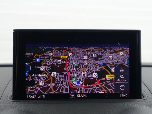 Audi A3 Limousine 35 TFSI S Line Black Optic Aut- Virtual Cockpit, Xenon Led, Dynamic Select, Stoelverwarming, Sfeerverlichting