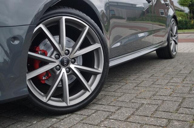 Audi A3 Sportback S-line 2.0 TFSI Quattro (190pk) Panodak/Navi/Camera/19 inch