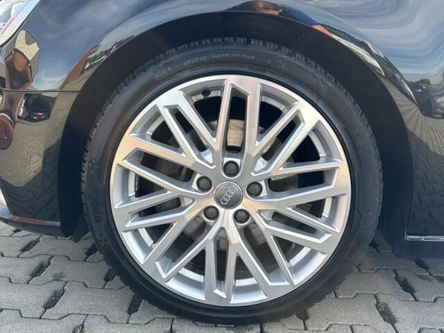 Audi A3 2.0 TFSI QUATTRO S-LINE NAVI/CRUISE/PDC/STOELVERW