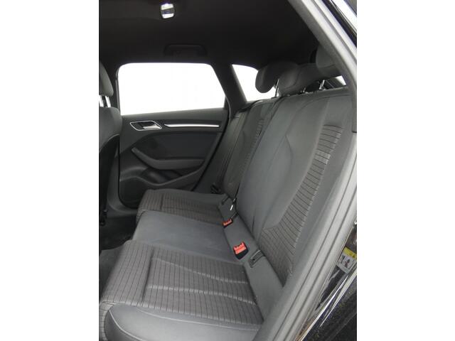 Audi A3 1.4 TFSI COD SPORT Facelift,ACC,Led,Navi,PDC,Keyless