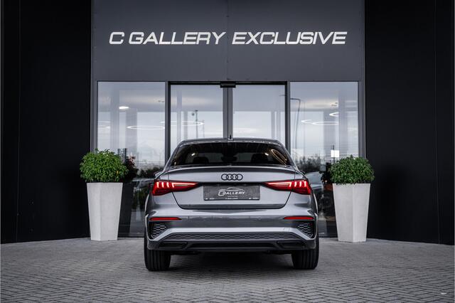 Audi A3 Limousine 35 TFSI edition one - S Line | Panorama | Keyless | Camera