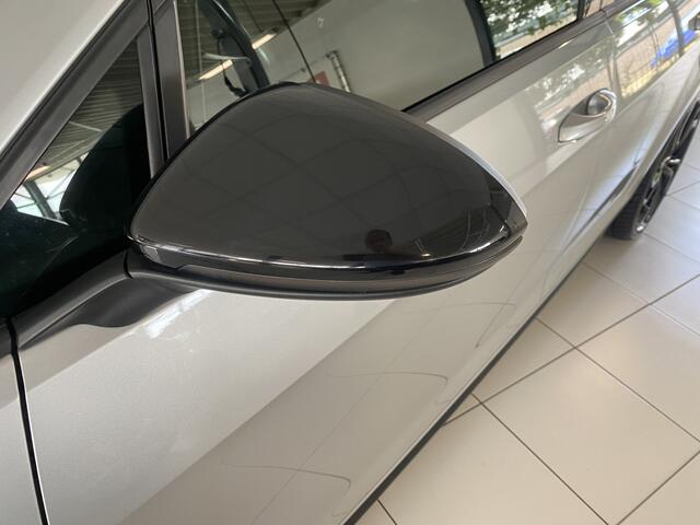 Audi A3 Limousine 35 TFSI Business edition Adaptieve cruise contr. + Parkeerassistent