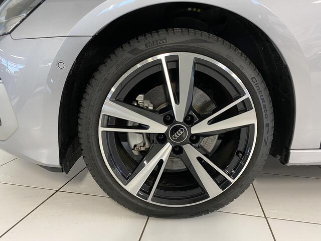 Audi A3 Limousine 35 TFSI Business edition Adaptieve cruise contr. + Parkeerassistent