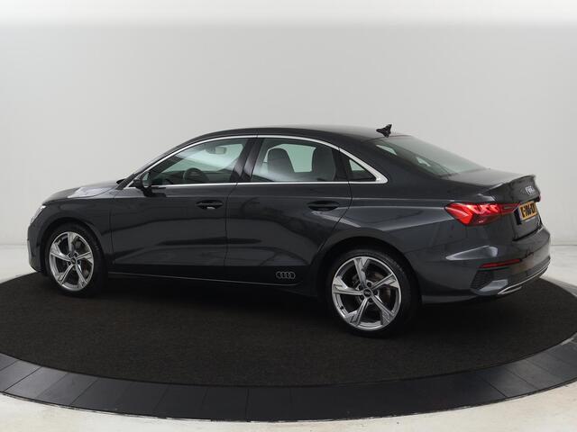 Audi A3 30 TFSI edition one | Stoelverwarming | Matrix LED | Virtual Cockpit | Carplay | Half leder | Navigatie | Parkeerhulp